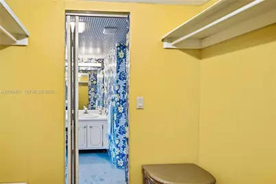 20100 W Country Club Dr #1206, Aventura, FL 33180 - Photo 19