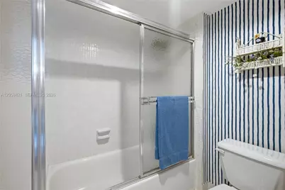 20100 W Country Club Dr #1206, Aventura, FL 33180 - Photo 23