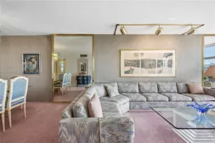 20100 W Country Club Dr, Aventura, FL 33180 - Photo 7