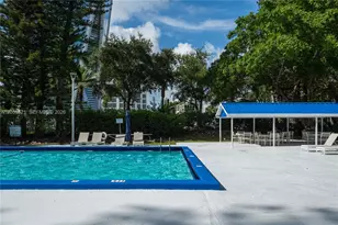 20100 W Country Club Dr, Aventura, FL 33180 - Photo 29