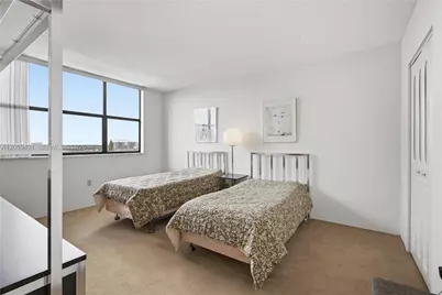 20100 W Country Club Dr #1206, Aventura, FL 33180 - Photo 17