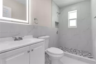 378 SW 6th St, Florida City, FL 33034 - Photo 15