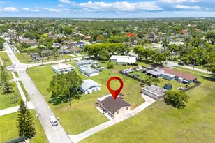 378 SW 6th St, Florida City, FL 33034 - Photo 25
