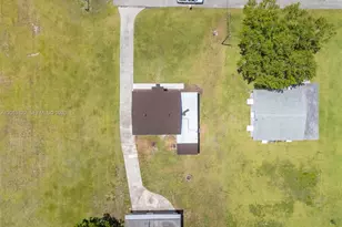 378 SW 6th St, Florida City, FL 33034 - Photo 29