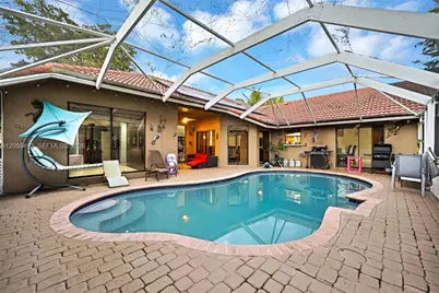 8622 NW 49th Dr, Coral Springs, FL 33067 - Photo 7