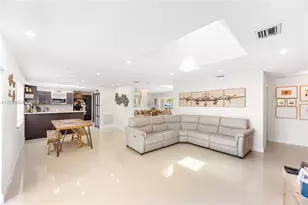 16820 NW 74th Ave, Hialeah, FL 33015 - Photo 9