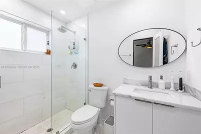 16820 NW 74th Ave, Hialeah, FL 33015 - Photo 21