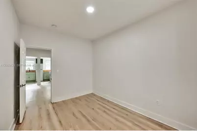 244 SW 14th Ave, Miami, FL 33135 - Photo 19