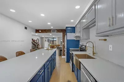 683 NE 206th Ter, Miami, FL 33179 - Photo 15
