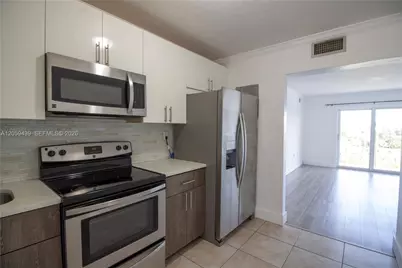 4758 W Flagler St #14, Miami, FL 33134 - Photo 5