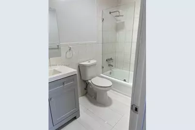 645 W 68th St #645, Hialeah, FL 33014 - Photo 19