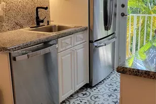 659 Meridian Ave, Miami Beach, FL 33139 - Photo 7