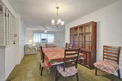 420 SW 71st Way, Pembroke Pines, FL 33023 - Photo 11