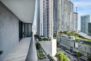45 SW 9th St, Miami, FL 33130 - Photo 33