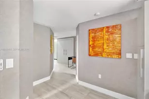 45 SW 9th St, Miami, FL 33130 - Photo 19
