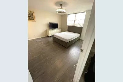 2821 Somerset Dr #312, Lauderdale Lakes, FL 33311 - Photo 11