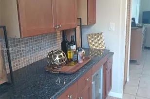 2821 Somerset Dr, Lauderdale Lakes, FL 33311 - Photo 5