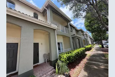 2362 SE 19th Ct, Homestead, FL 33035 - Photo 5