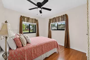 7508 SW 6th Ct, North Lauderdale, FL 33068 - Photo 9