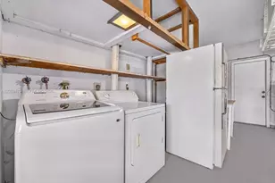 7508 SW 6th Ct, North Lauderdale, FL 33068 - Photo 21