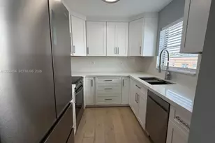 1235 Pennsylvania Ave, Miami Beach, FL 33139 - Photo 15