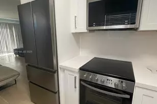 1235 Pennsylvania Ave, Miami Beach, FL 33139 - Photo 17