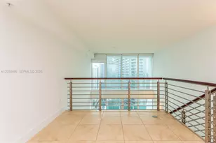 41 SE 5th St, Miami, FL 33131 - Photo 25