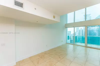 41 SE 5th St #1914, Miami, FL 33131 - Photo 11