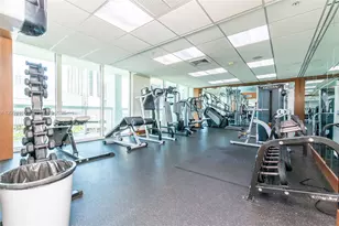 41 SE 5th St, Miami, FL 33131 - Photo 57