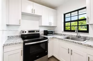 2401 NW 52nd St, Tamarac, FL 33309 - Photo 3