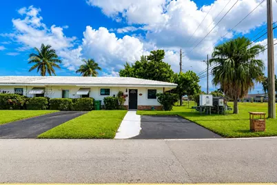 2401 NW 52nd St, Tamarac, FL 33309 - Photo 1