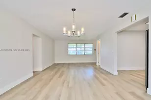 8691 NW 16th St, Pembroke Pines, FL 33024 - Photo 9