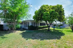 8691 NW 16th St, Pembroke Pines, FL 33024 - Photo 7