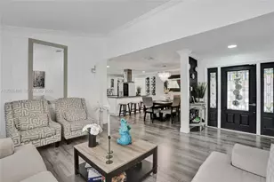 620 SW 100th Ave, Pembroke Pines, FL 33025 - Photo 13