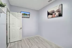 620 SW 100th Ave, Pembroke Pines, FL 33025 - Photo 49