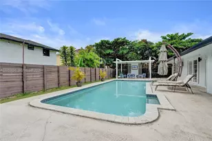 620 SW 100th Ave, Pembroke Pines, FL 33025 - Photo 61