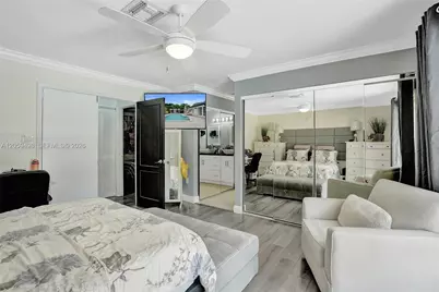 620 SW 100th Ave, Pembroke Pines, FL 33025 - Photo 35