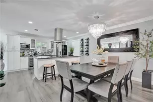 620 SW 100th Ave, Pembroke Pines, FL 33025 - Photo 15
