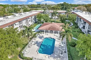 400 SE 10th St, Deerfield Beach, FL 33441 - Photo 25