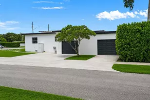 112 NE 17th St, Homestead, FL 33030 - Photo 3