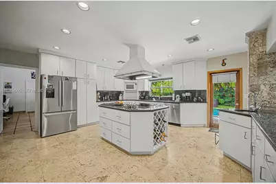 7331 SW 117th Ter, Pinecrest, FL 33156 - Photo 9