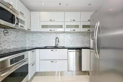6580 Indian Creek Dr #510, Miami Beach, FL 33141 - Photo 9
