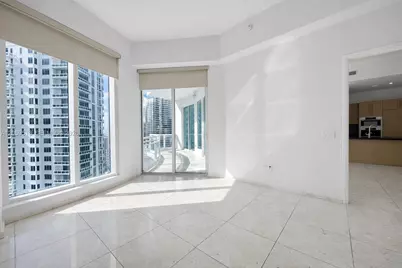 900 Brickell Key Blvd #2405, Miami, FL 33131 - Photo 13