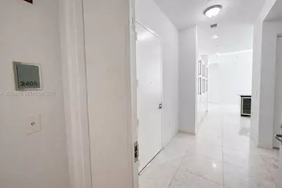 900 Brickell Key Blvd #2405, Miami, FL 33131 - Photo 23