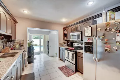 2330 NW 81st Ave, Sunrise, FL 33322 - Photo 7