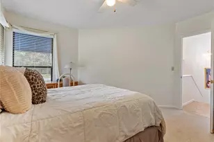 8707 Bardmoor Pl, Seminole, FL 33777 - Photo 21