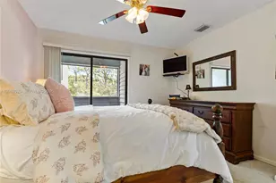 8707 Bardmoor Pl, Seminole, FL 33777 - Photo 27