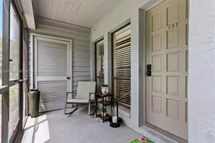 8707 Bardmoor Pl, Seminole, FL 33777 - Photo 3