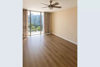 800 Parkview Dr #716, Hallandale Beach, FL 33009 - Photo 25