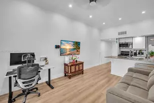 2185 SW 81st Ave, Davie, FL 33324 - Photo 1